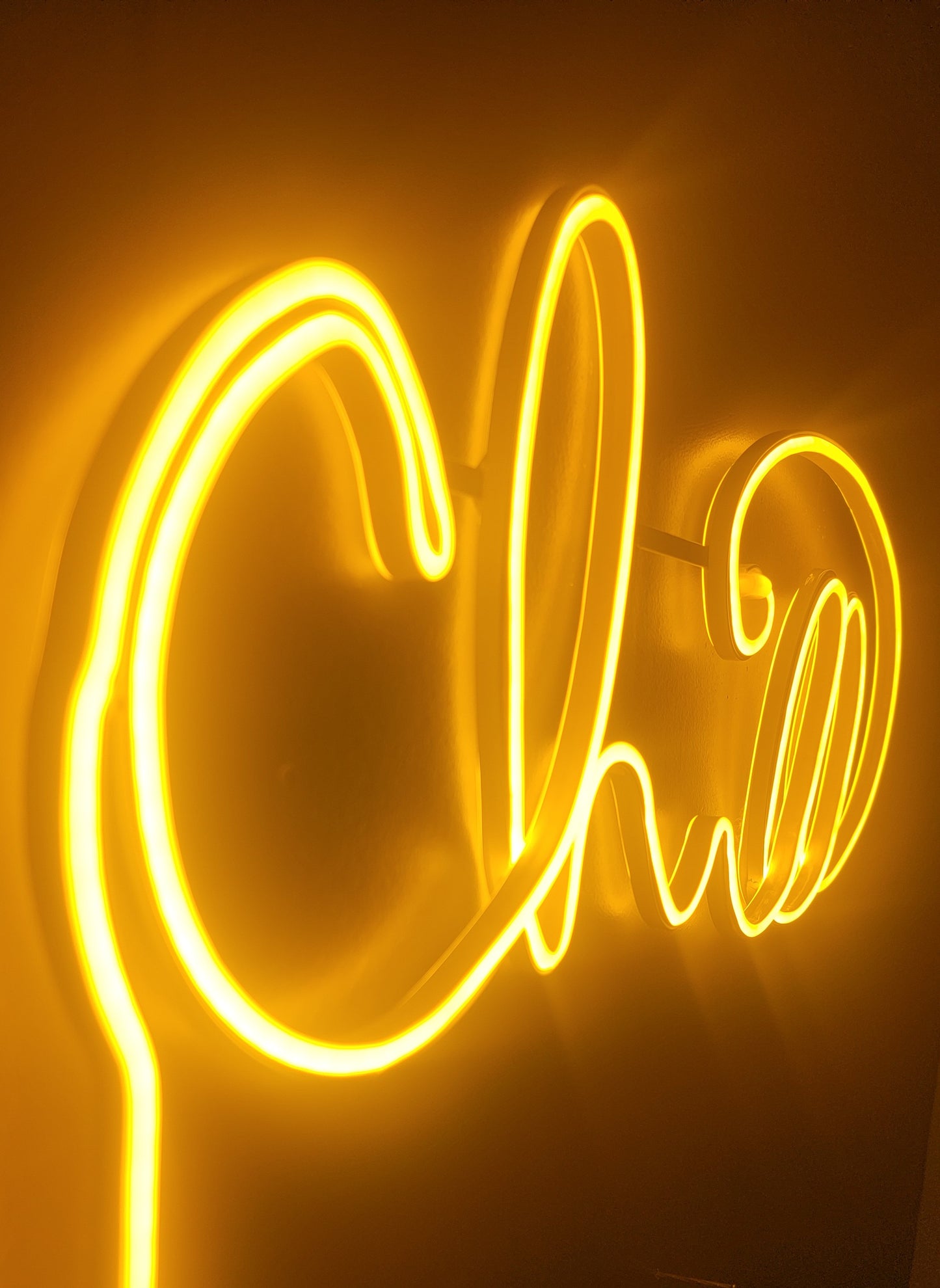 "Chill" neon decor