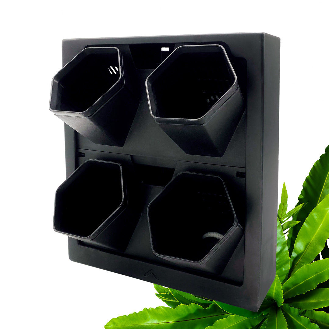 Self-watering wall planter 3PK